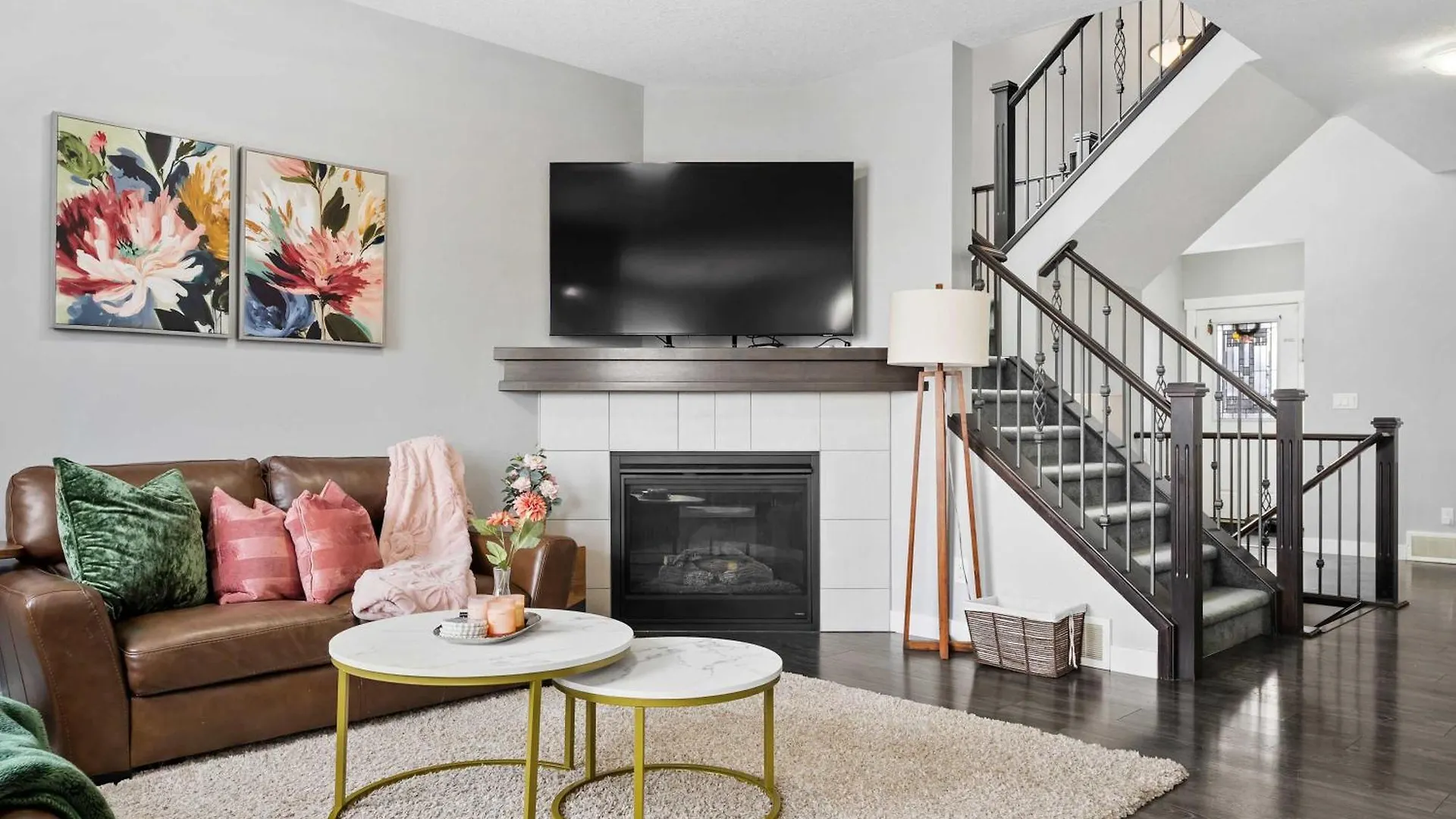Villa New! Large Family 4Br W Kid'S Play Den, Yard - Free Banff Pass, Bbq, Netflix, Parking & Wine! YYC 0*,  Canadá